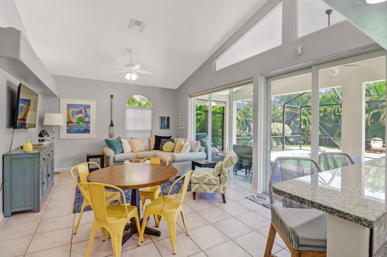 Cozy Beach House - 5 Minutes From Vanderbilt Beach North North Naples Exterior foto